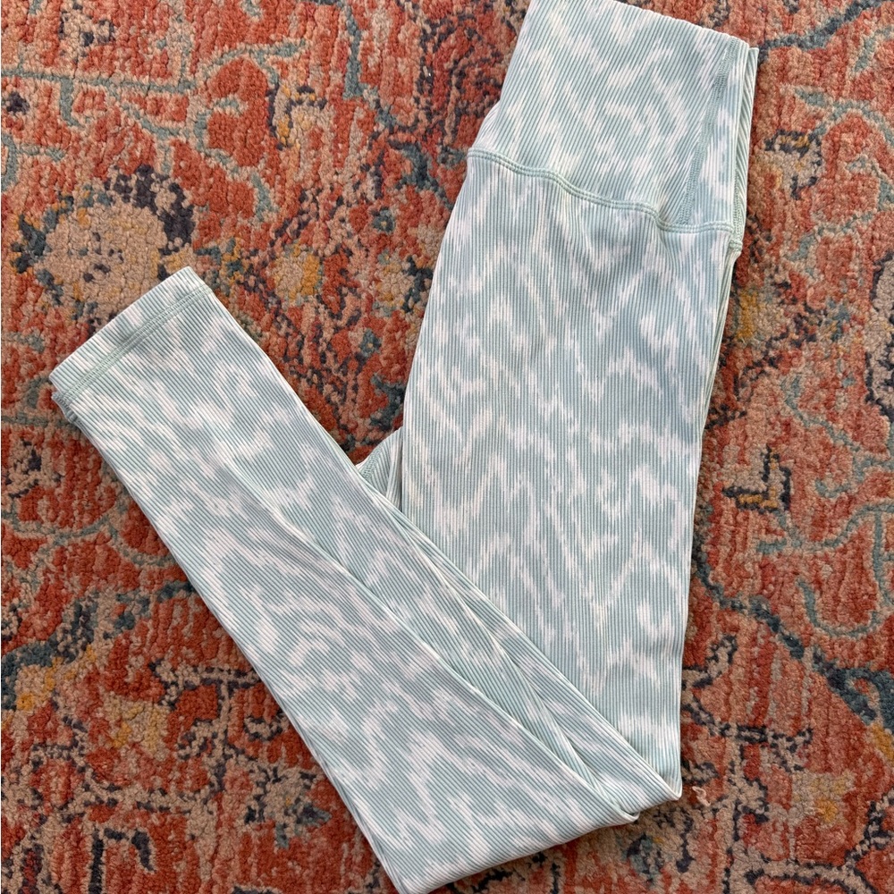 Aerie Light Green Patterned Leggings